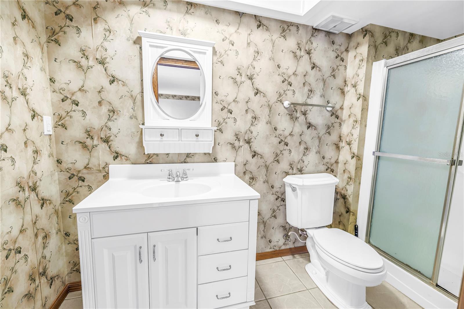 10657 DEL PRADO DR E, LARGO, FL, 33774