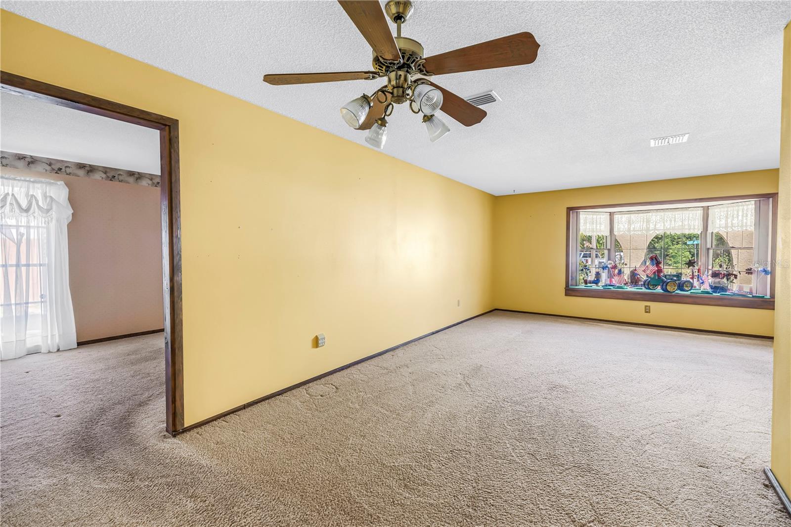 10657 DEL PRADO DR E, LARGO, FL, 33774