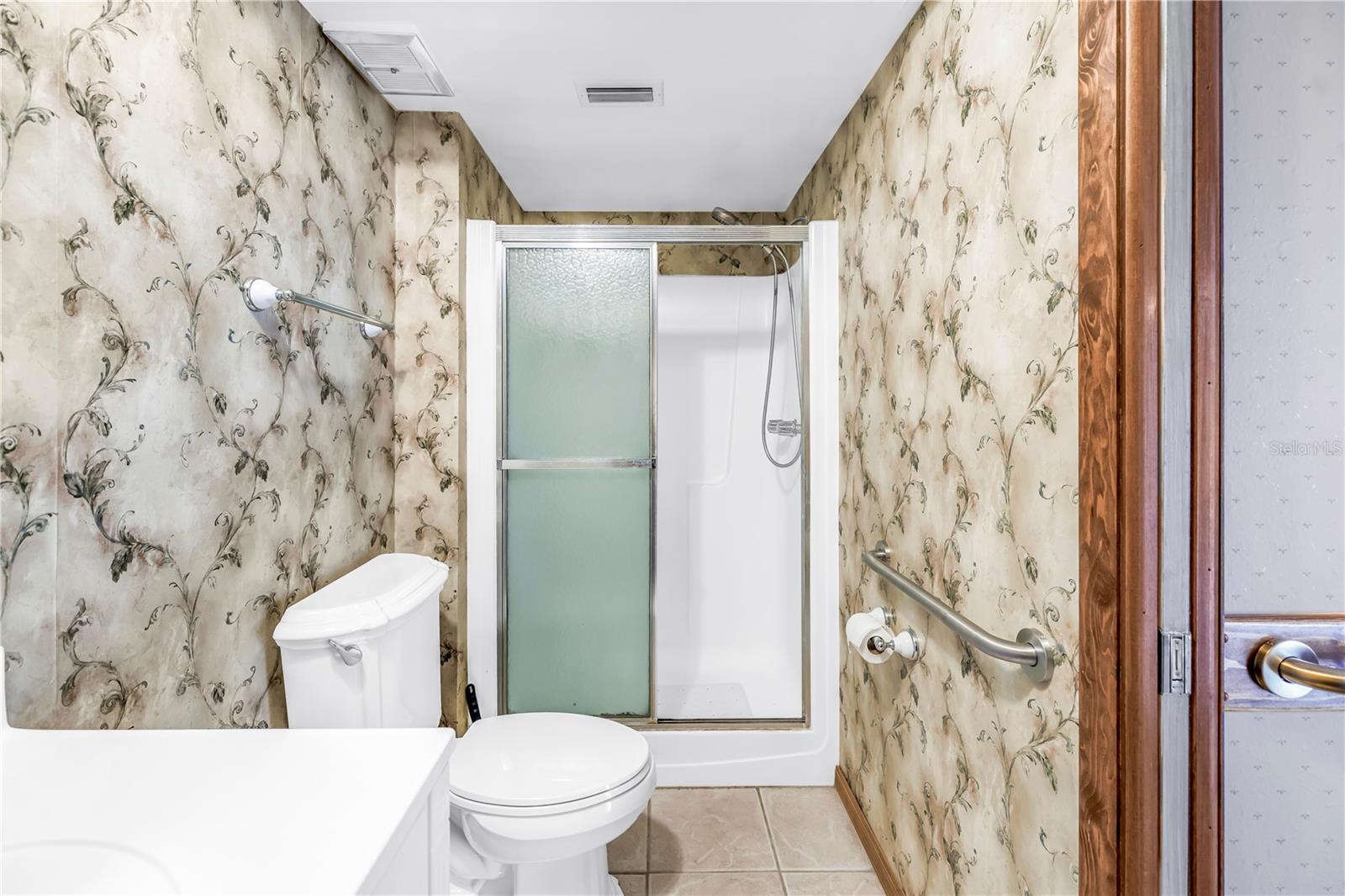 10657 DEL PRADO DR E, LARGO, FL, 33774
