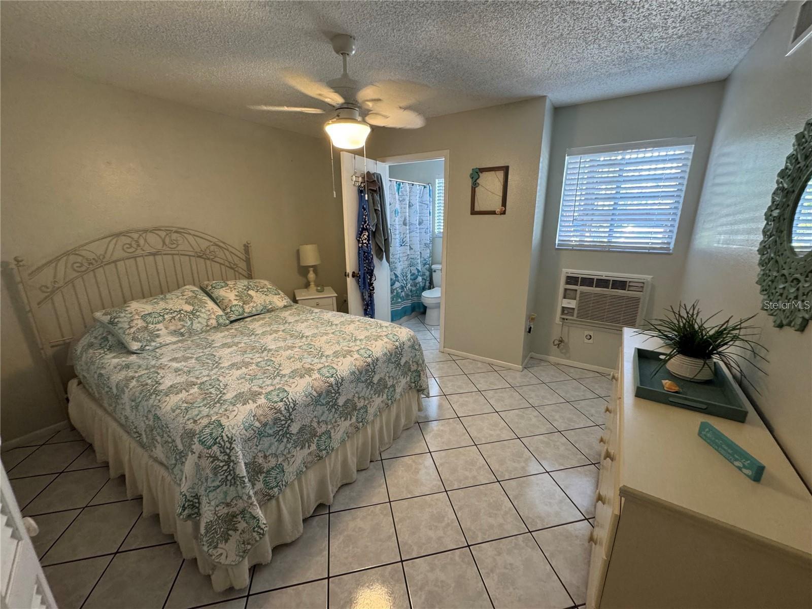 111 AIRPORT AVE W #107, VENICE, FL, 34285