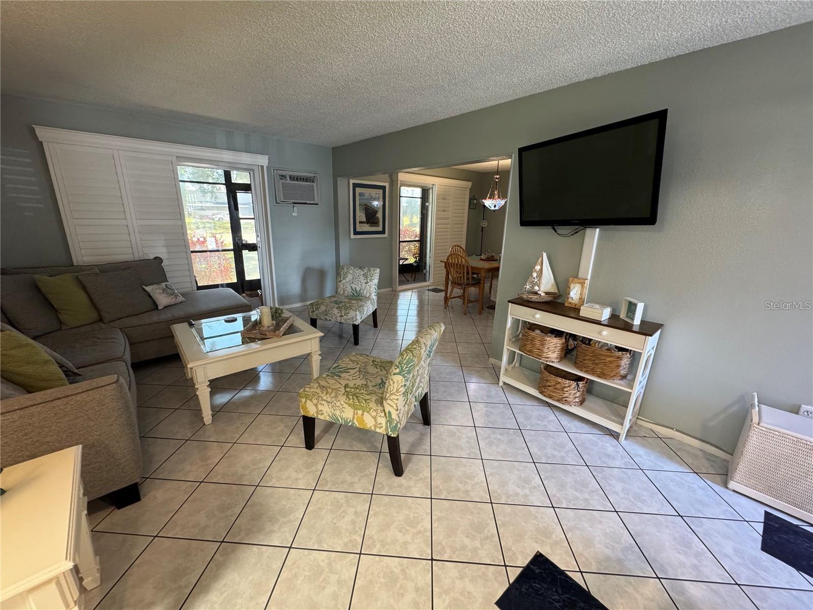 111 AIRPORT AVE W #107, VENICE, FL, 34285