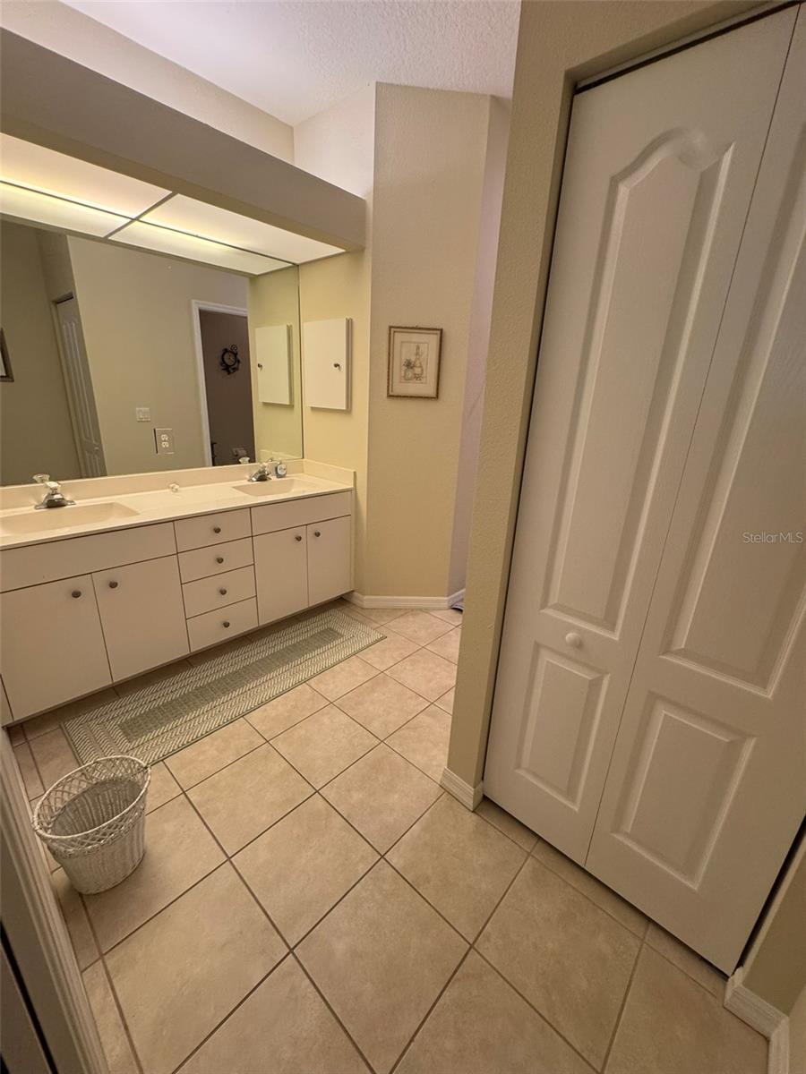 908 PAISLEY CT #5, VENICE, FL, 34293