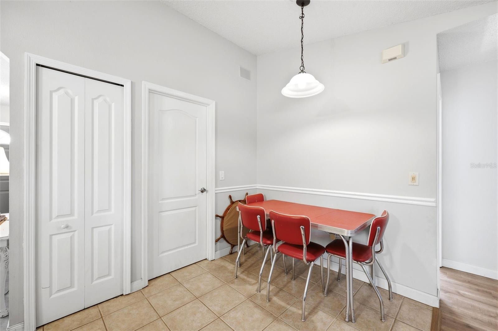 10260 CARACARA AVE, WEEKI WACHEE, FL, 34613