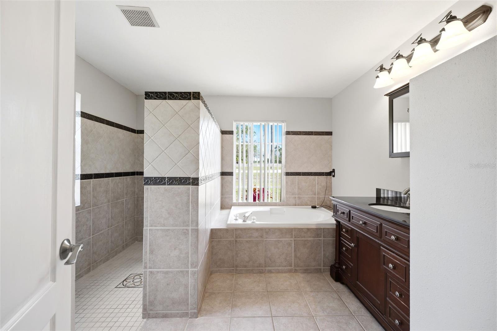 10260 CARACARA AVE, WEEKI WACHEE, FL, 34613