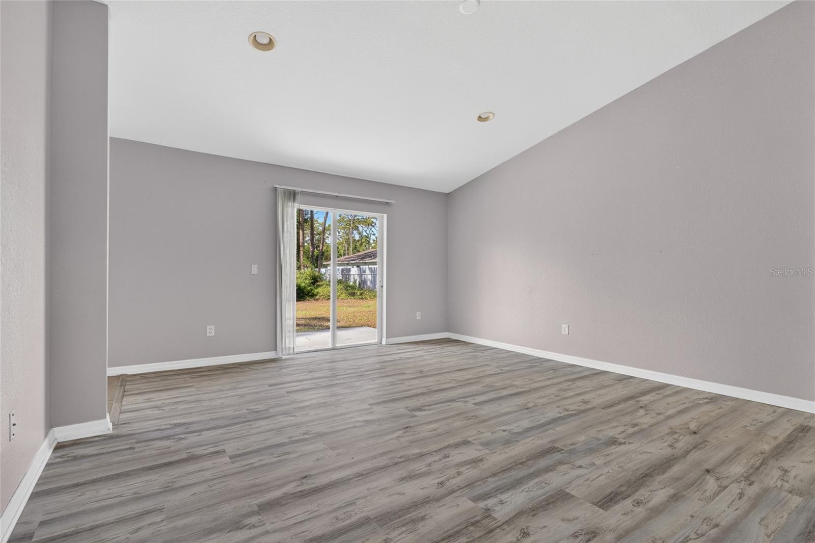 8221 LARRIMORE AVE, NORTH PORT, FL, 34291