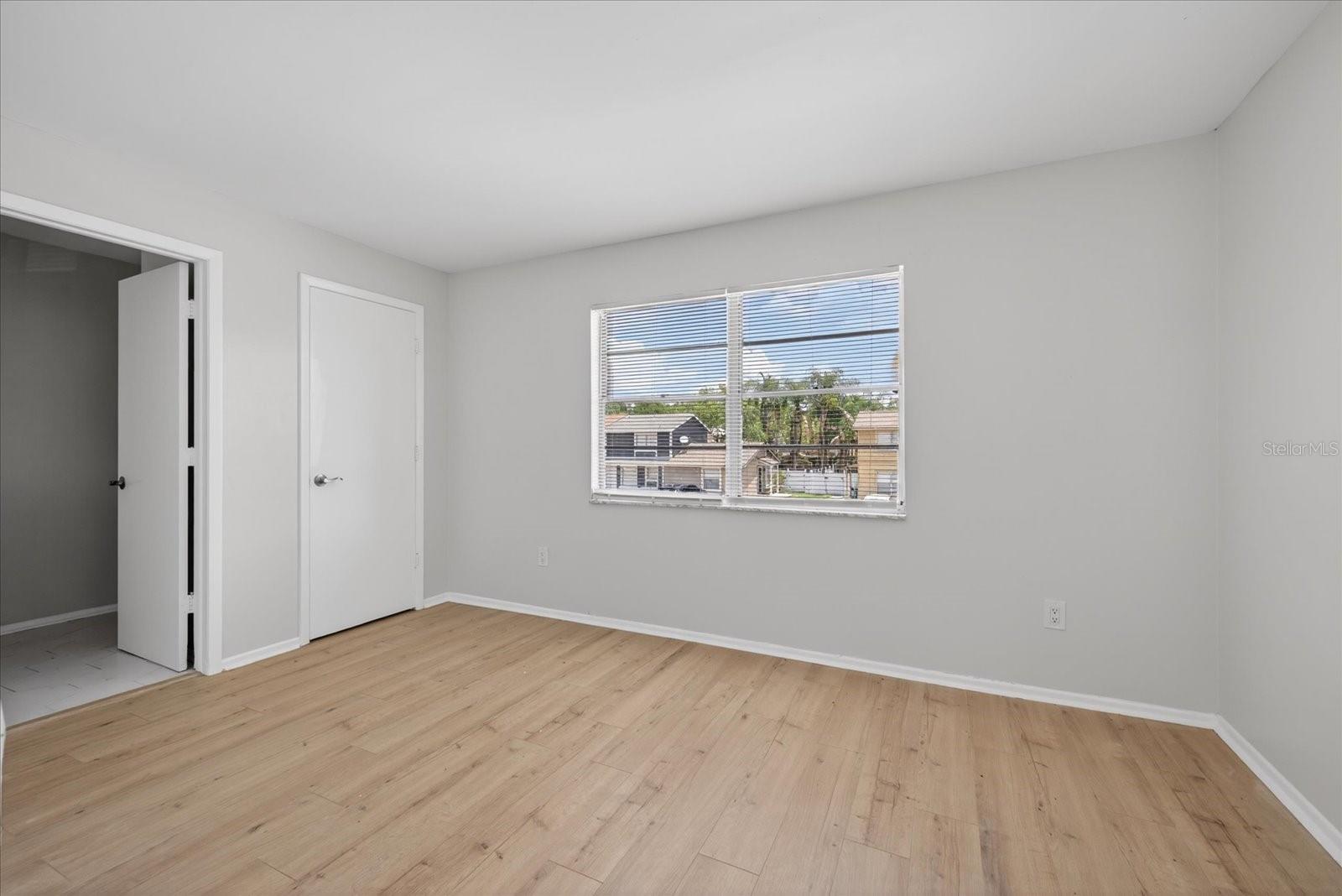14024 VILLAGE TERRACE DR, TAMPA, FL, 33624