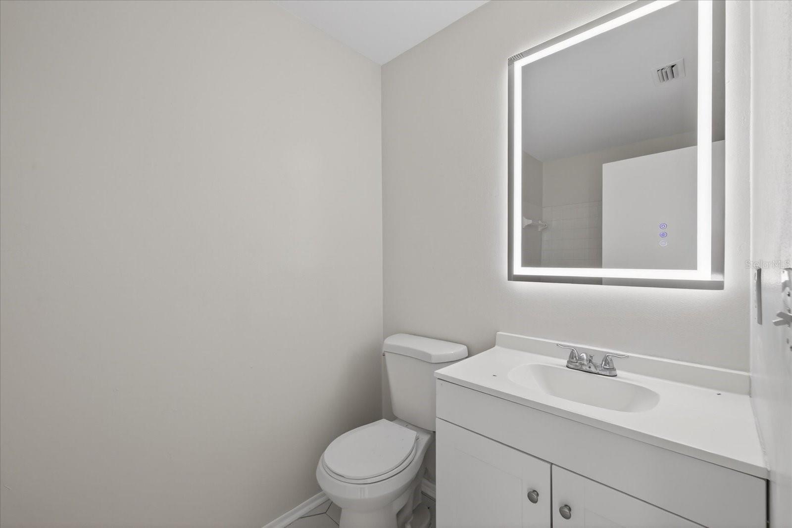 14024 VILLAGE TERRACE DR, TAMPA, FL, 33624