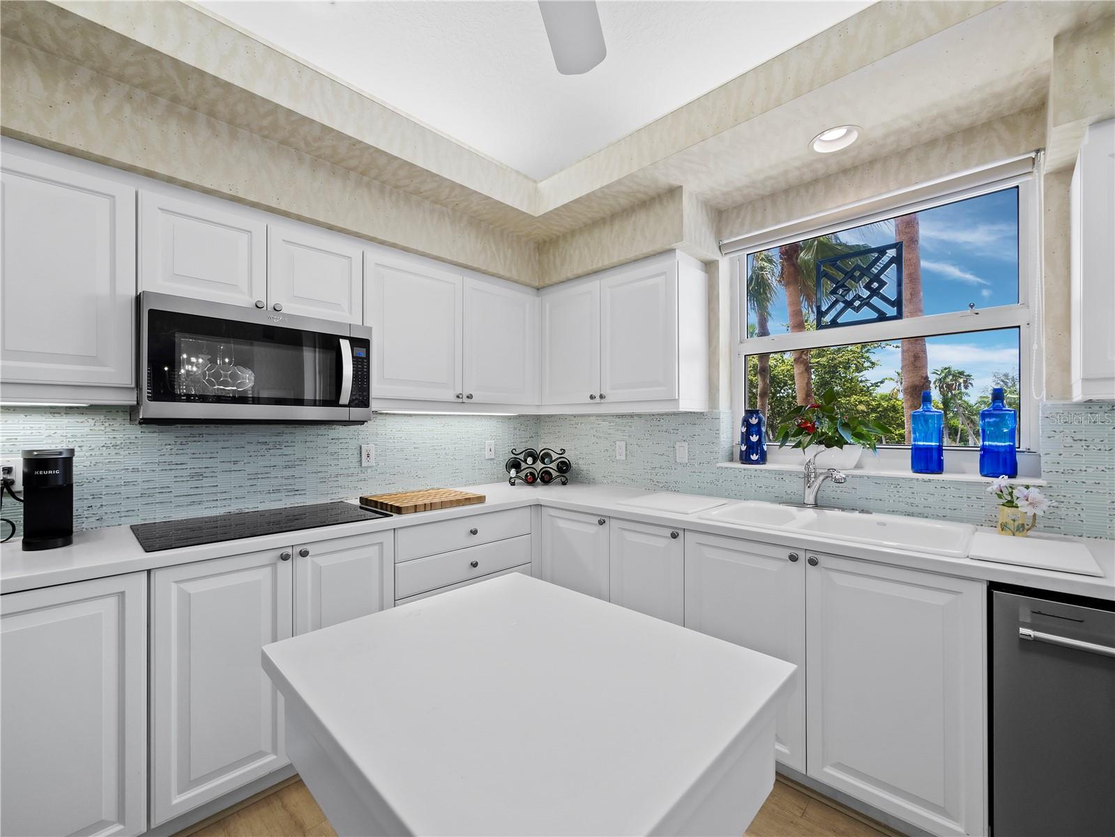 3030 GRAND BAY BLVD #312, LONGBOAT KEY, FL, 34228