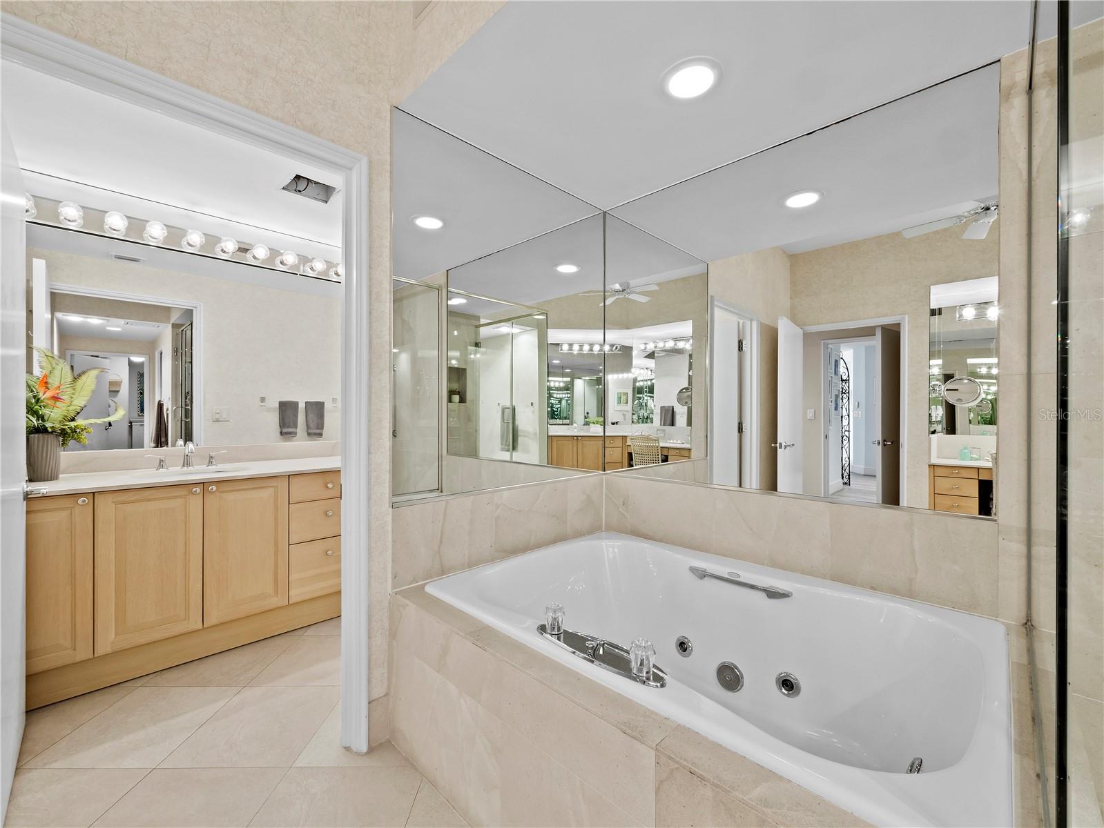 3030 GRAND BAY BLVD #312, LONGBOAT KEY, FL, 34228