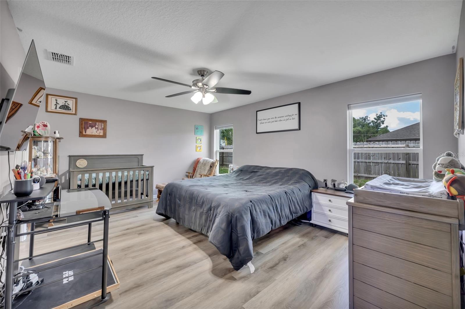 40610 E FOURTH AVE, UMATILLA, FL, 32784