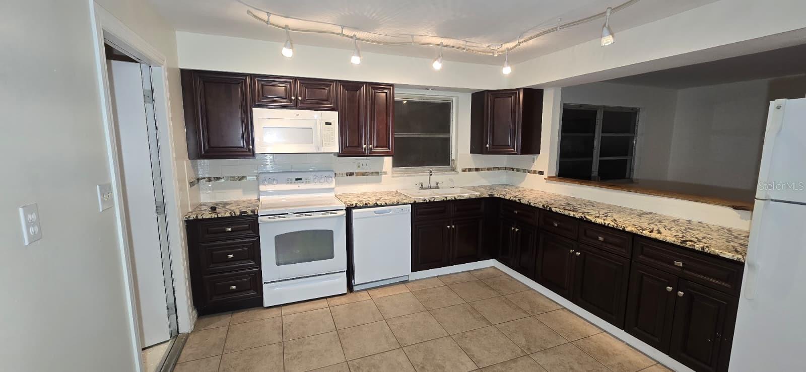 239 ANNAPOLIS LN, ROTONDA WEST, FL, 33947