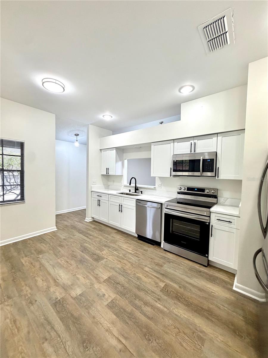 4351 SANDHURST DR, ORLANDO, FL, 32817