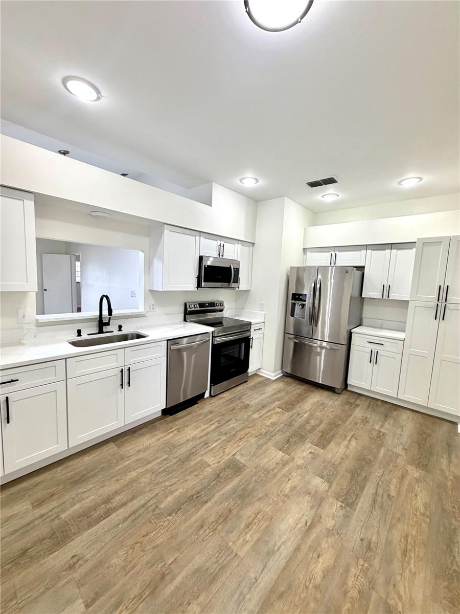4351 SANDHURST DR, ORLANDO, FL, 32817