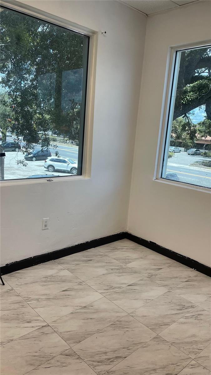 1412 W WATERS AVE #207, TAMPA, FL, 33604