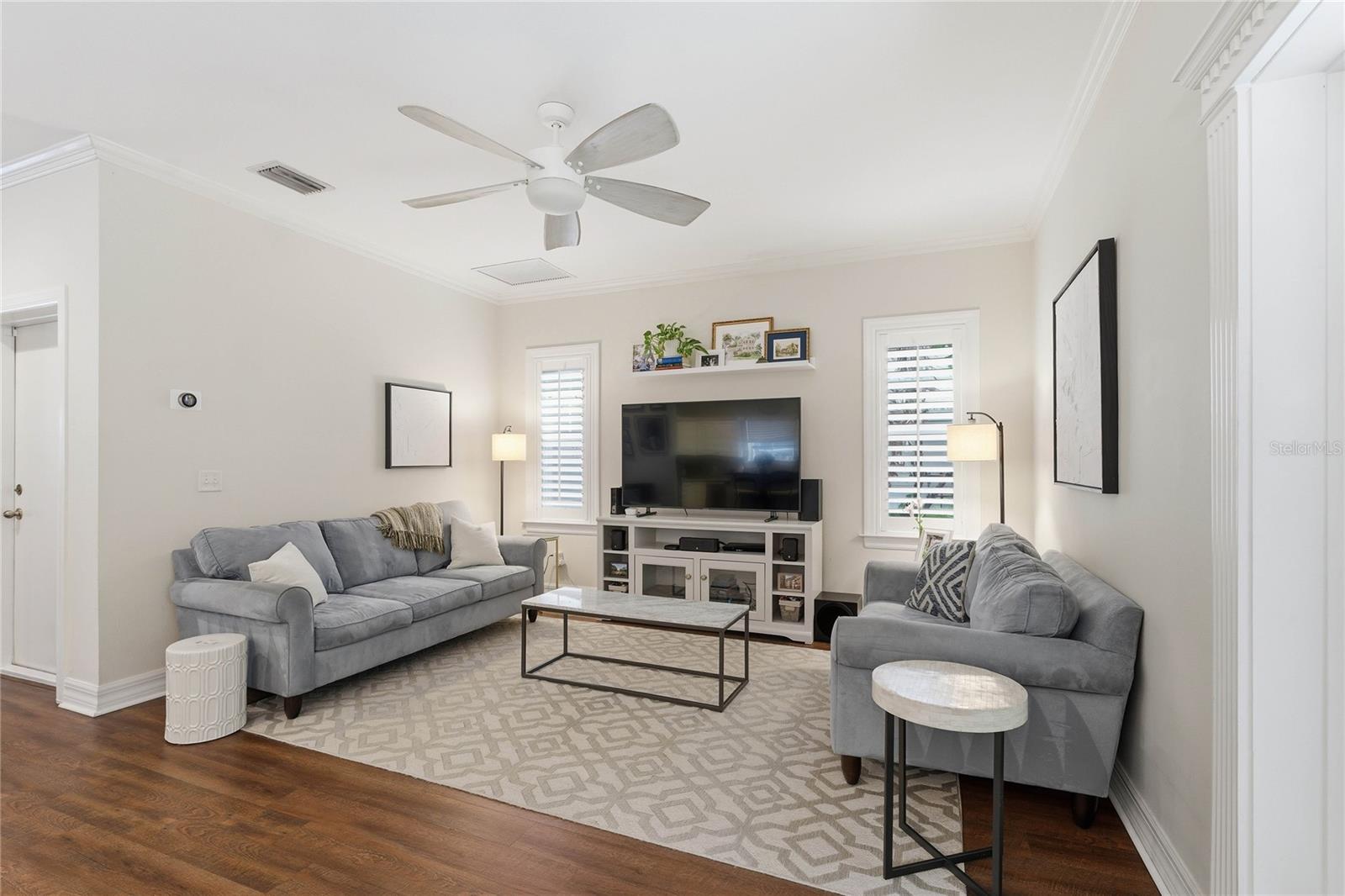 2612 W WYOMING AVE, TAMPA, FL, 33611