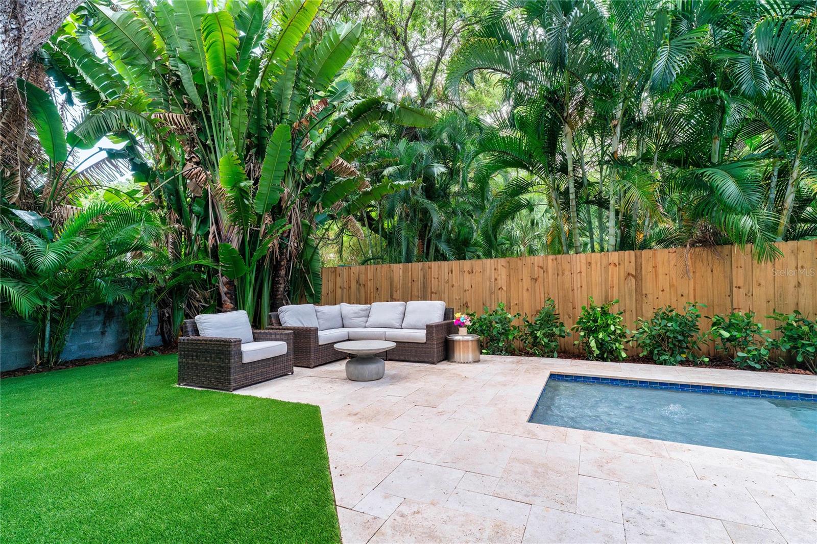 2612 W WYOMING AVE, TAMPA, FL, 33611