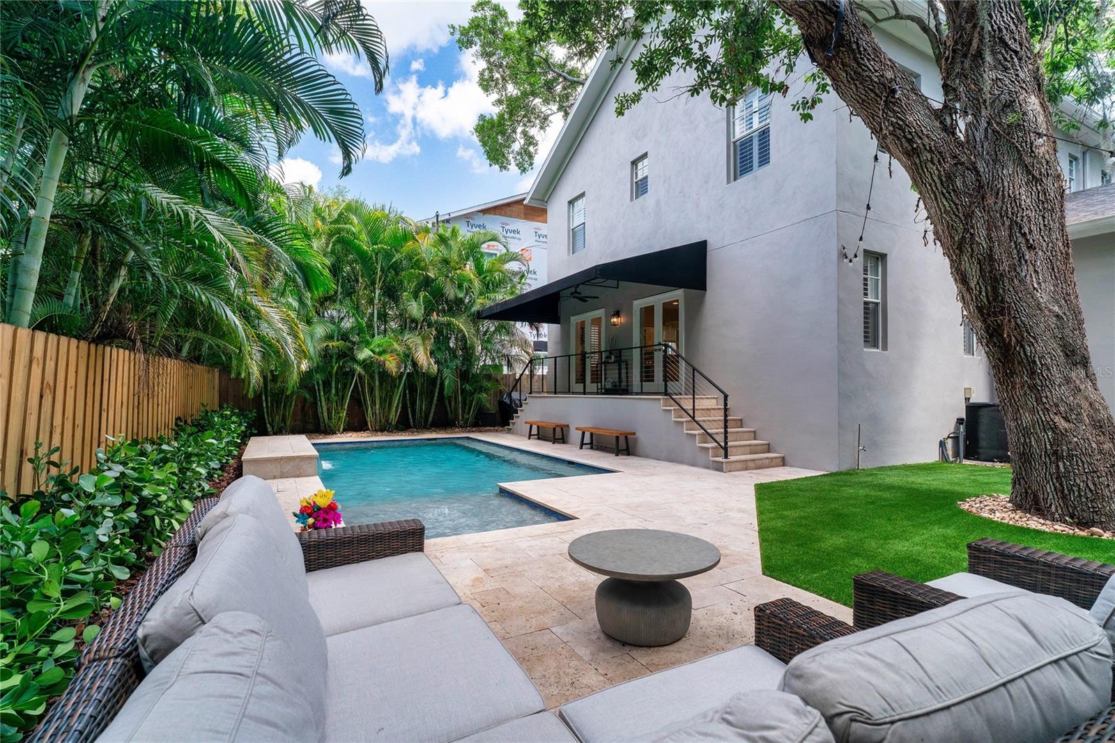 2612 W WYOMING AVE, TAMPA, FL, 33611
