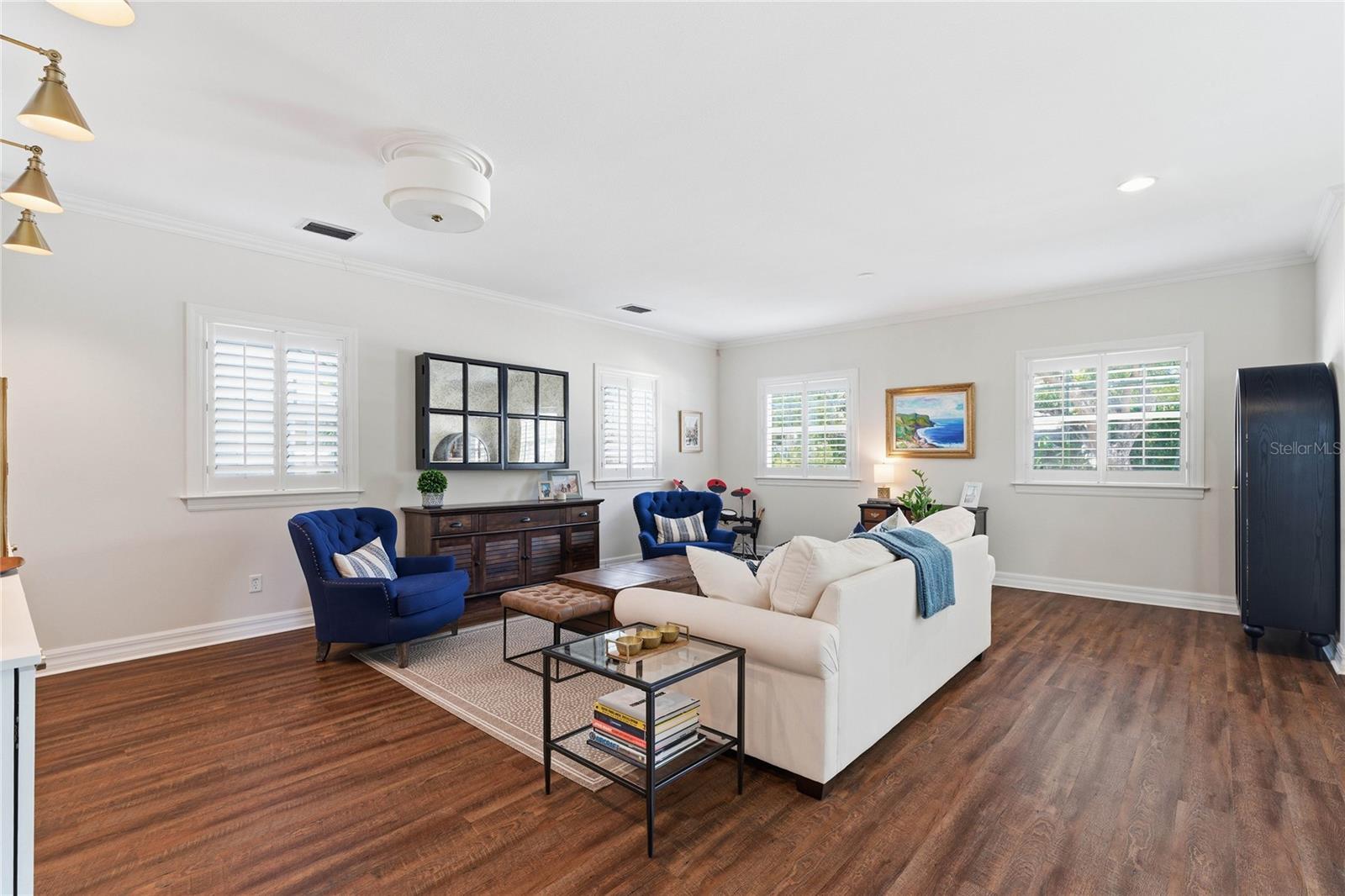 2612 W WYOMING AVE, TAMPA, FL, 33611