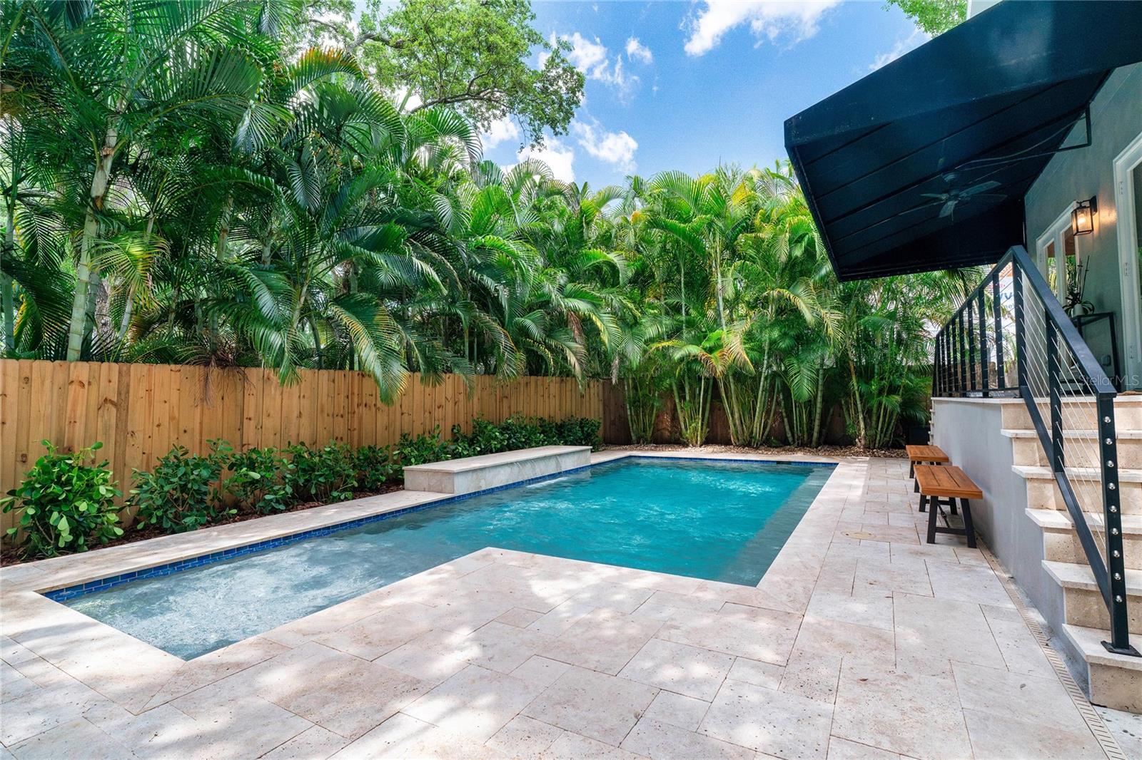 2612 W WYOMING AVE, TAMPA, FL, 33611