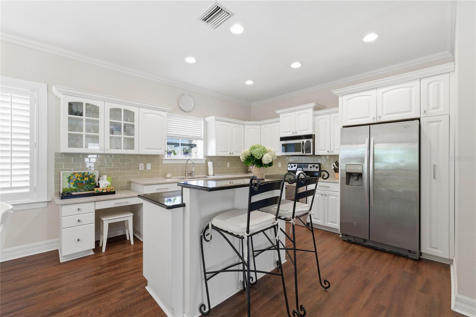 2612 W WYOMING AVE, TAMPA, FL, 33611
