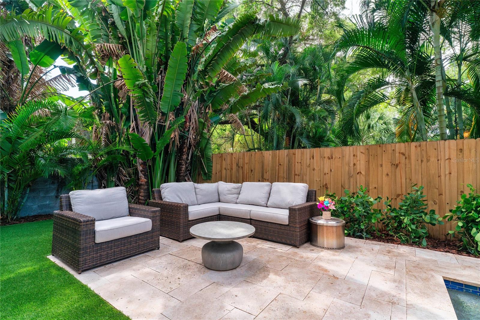 2612 W WYOMING AVE, TAMPA, FL, 33611