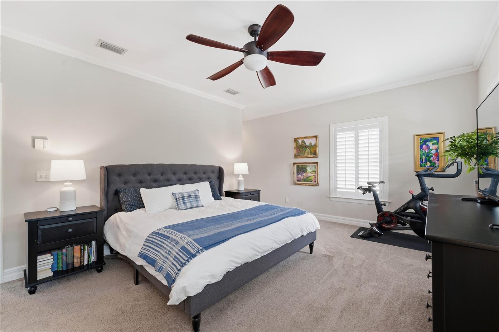 2612 W WYOMING AVE, TAMPA, FL, 33611