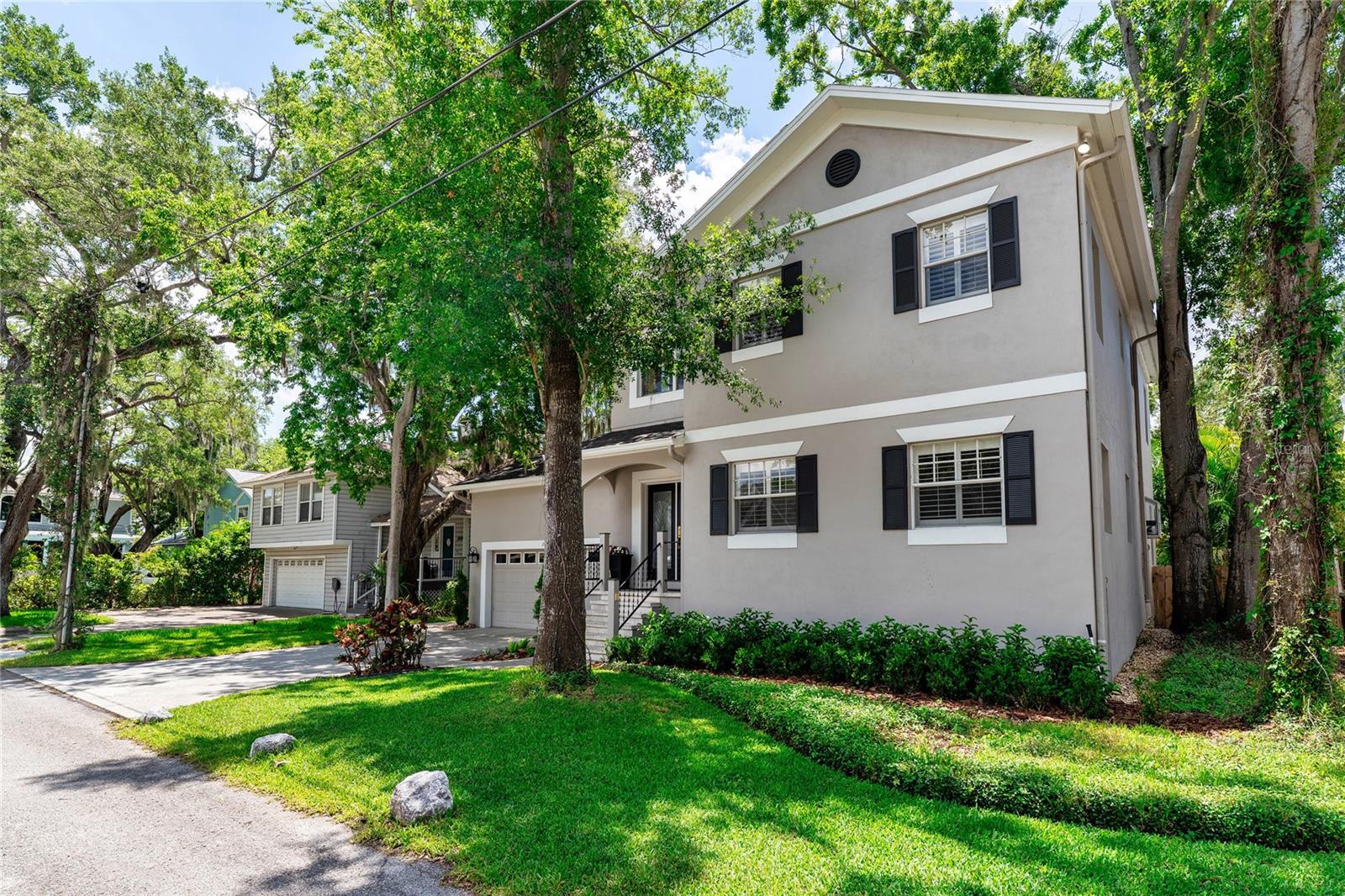 2612 W WYOMING AVE, TAMPA, FL, 33611