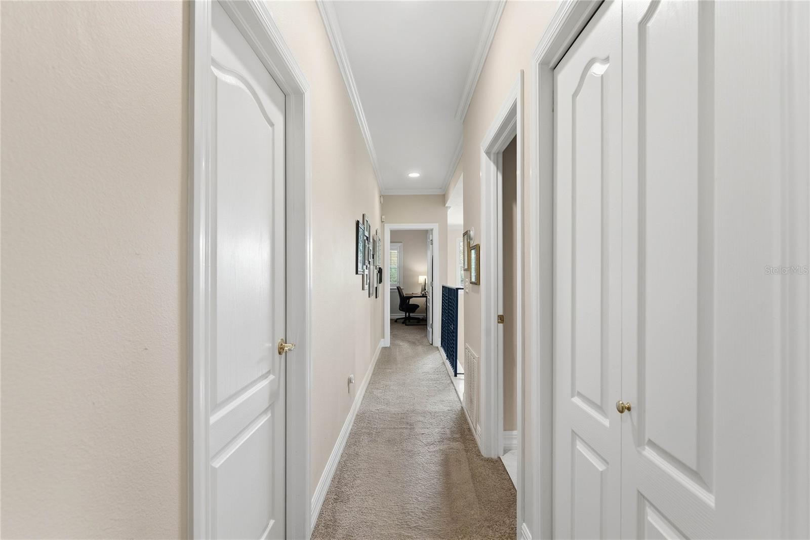 2612 W WYOMING AVE, TAMPA, FL, 33611