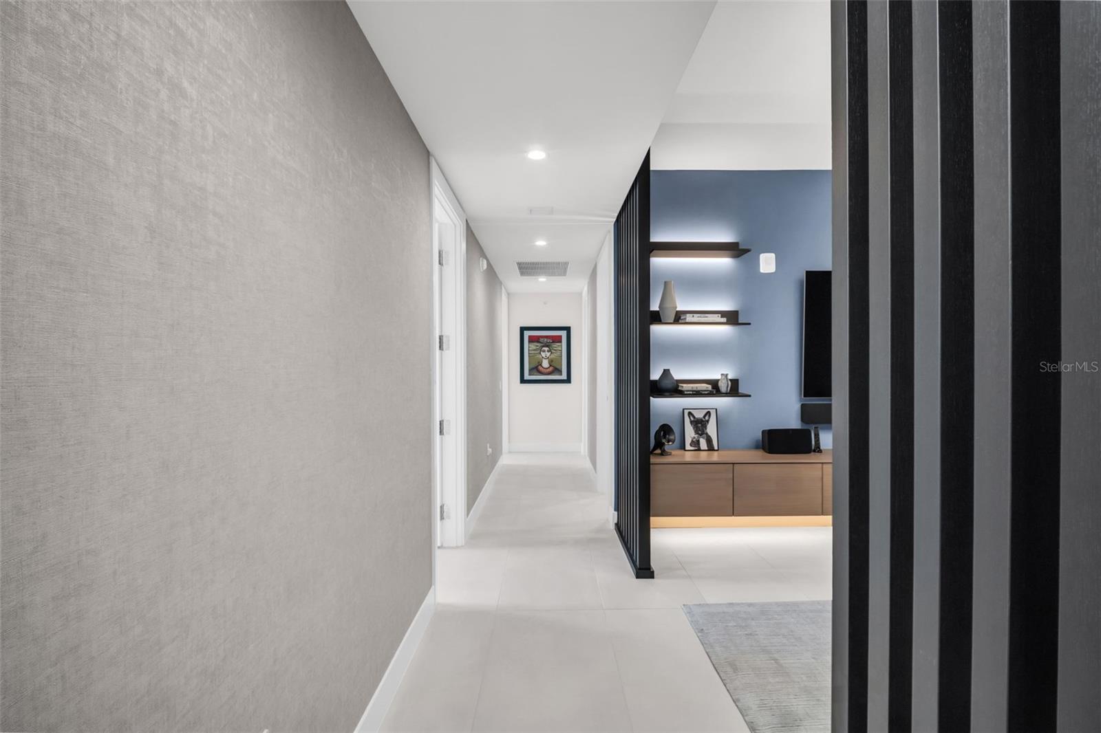 301 1ST ST S #2501, ST PETERSBURG, FL, 33701