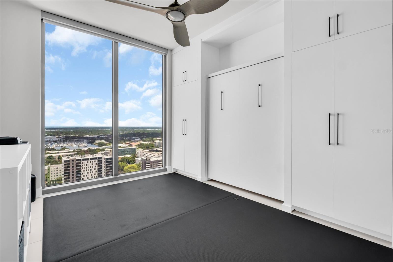 301 1ST ST S #2501, ST PETERSBURG, FL, 33701
