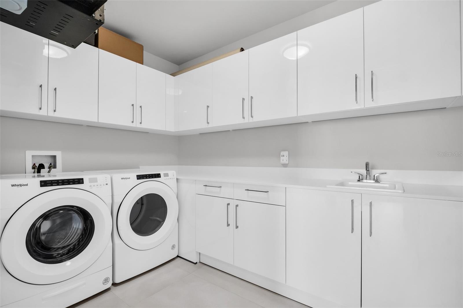 301 1ST ST S #2501, ST PETERSBURG, FL, 33701
