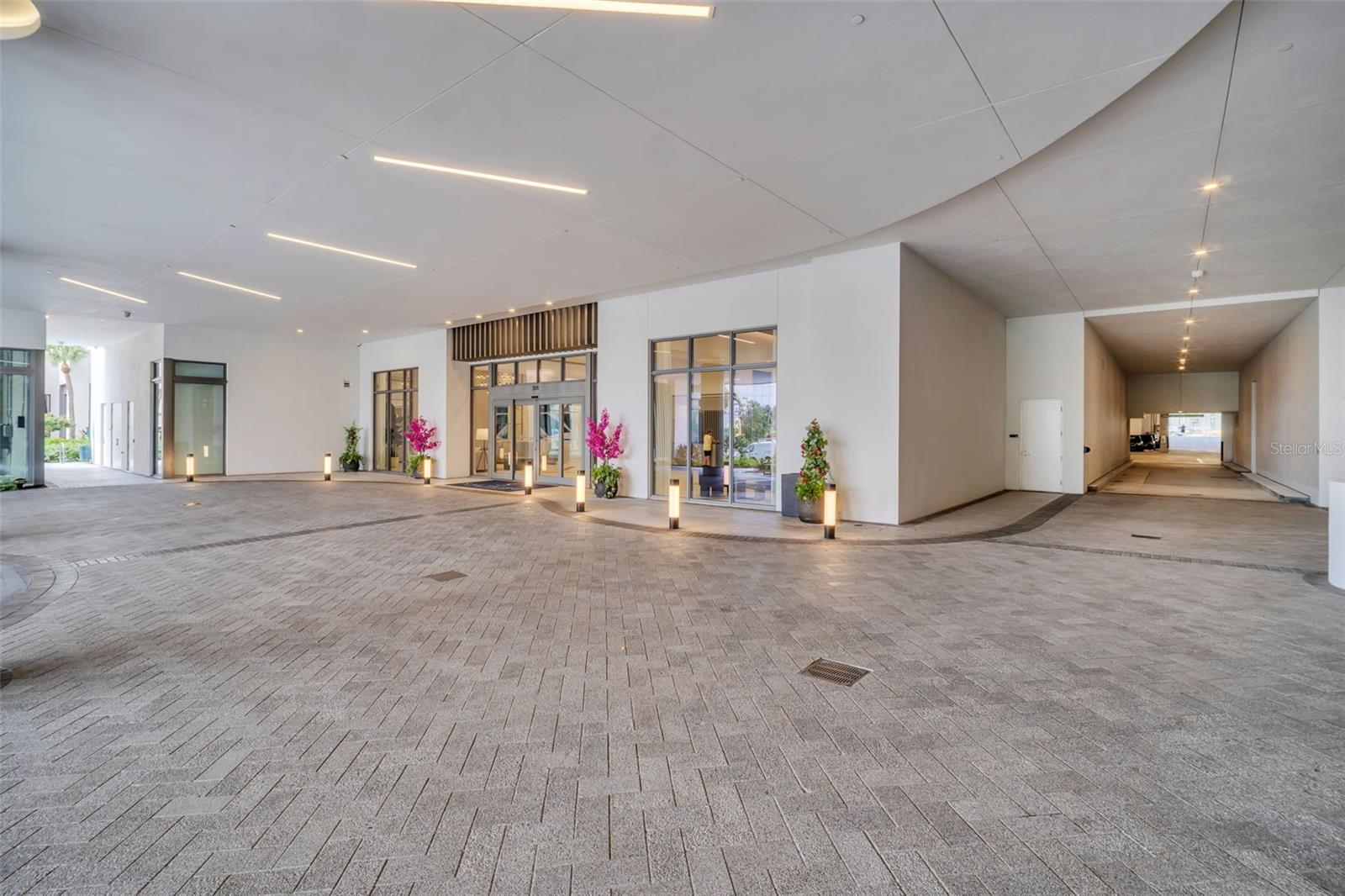 301 1ST ST S #2501, ST PETERSBURG, FL, 33701