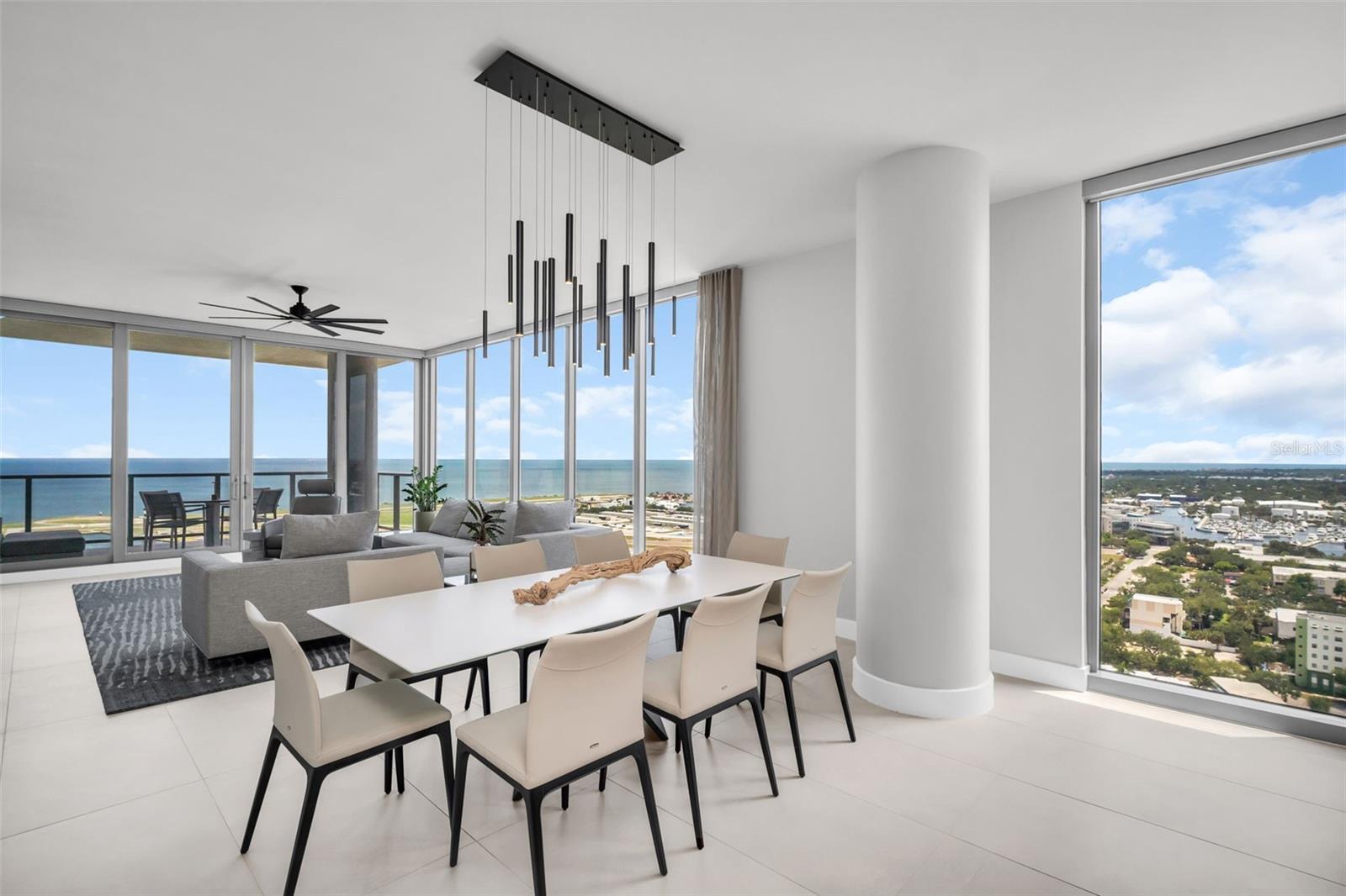 301 1ST ST S #2501, ST PETERSBURG, FL, 33701
