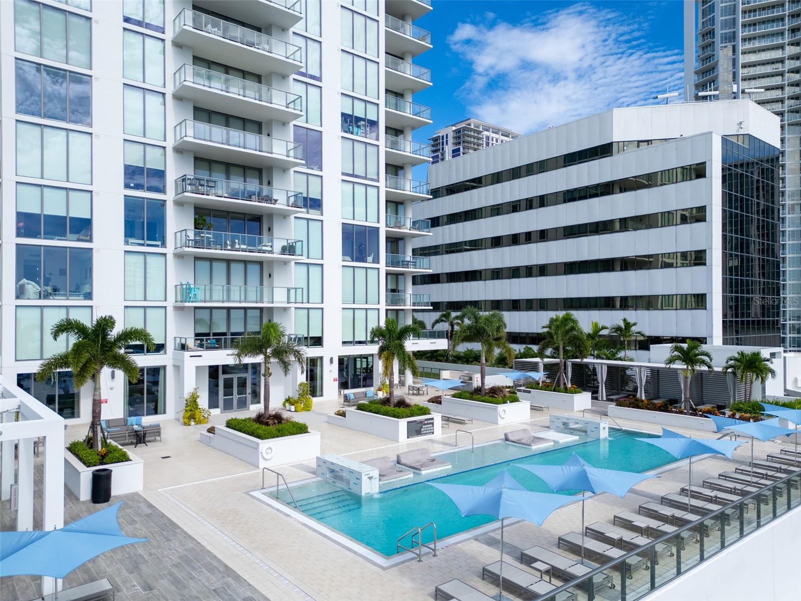 301 1ST ST S #2501, ST PETERSBURG, FL, 33701