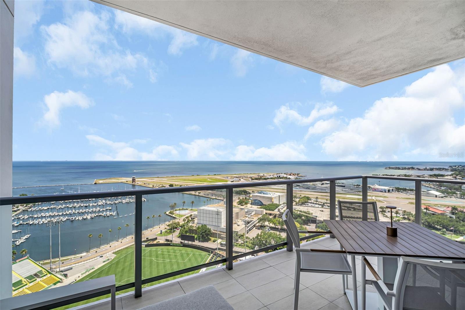 301 1ST ST S #2501, ST PETERSBURG, FL, 33701