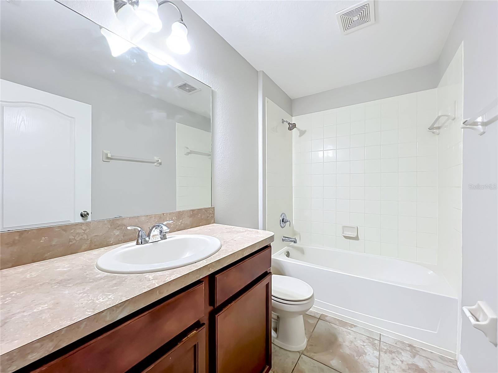 11056 SAVANNAH LANDING CIR, ORLANDO, FL, 32832
