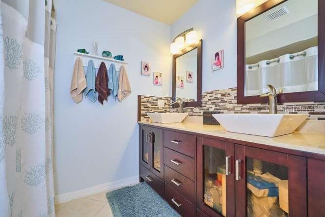 844 NE 6TH AVE, CAPE CORAL, FL, 33909