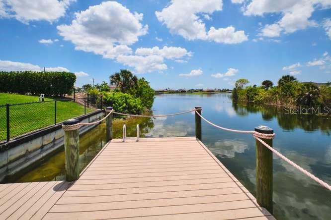 844 NE 6TH AVE, CAPE CORAL, FL, 33909