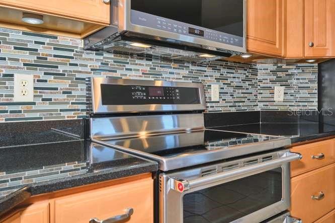 844 NE 6TH AVE, CAPE CORAL, FL, 33909