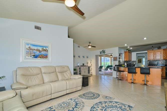 844 NE 6TH AVE, CAPE CORAL, FL, 33909