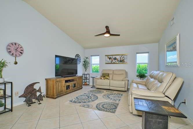 844 NE 6TH AVE, CAPE CORAL, FL, 33909