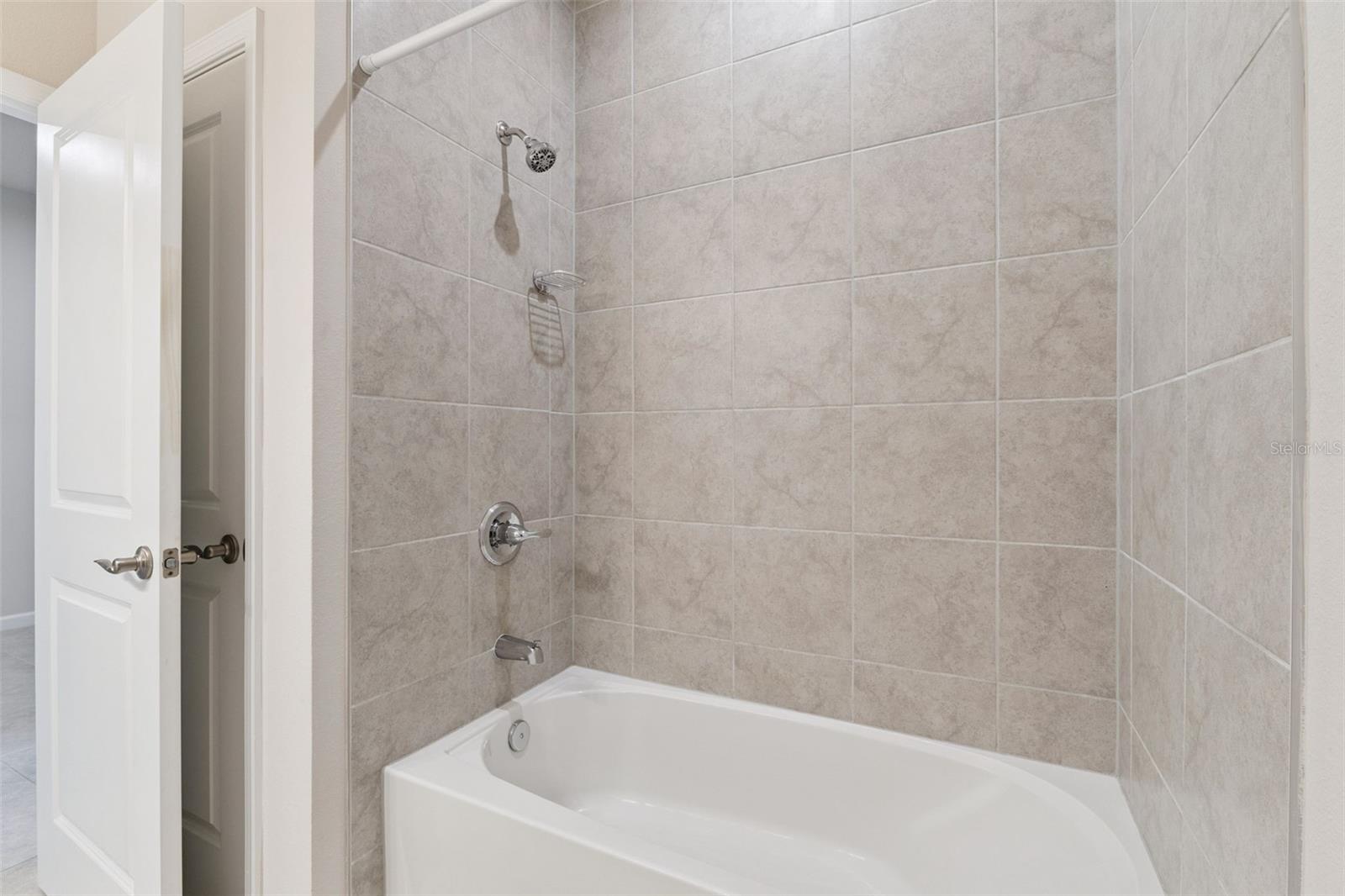 2106 HAVASU FALLS DR, DELAND, FL, 32724