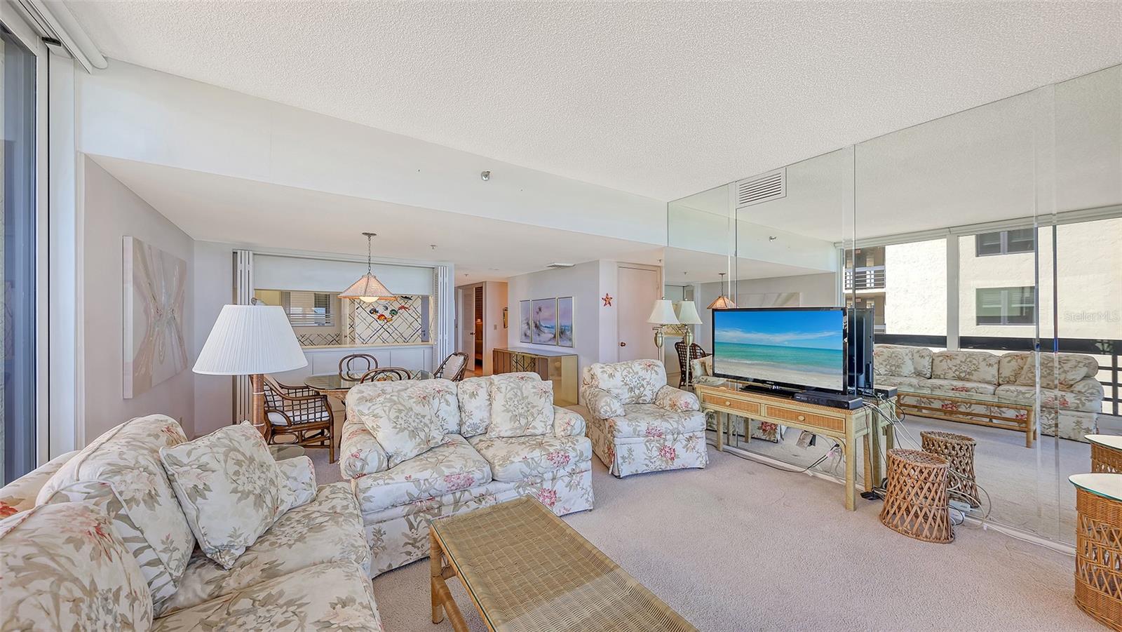 1045 GULF OF MEXICO DR #301, LONGBOAT KEY, FL, 34228