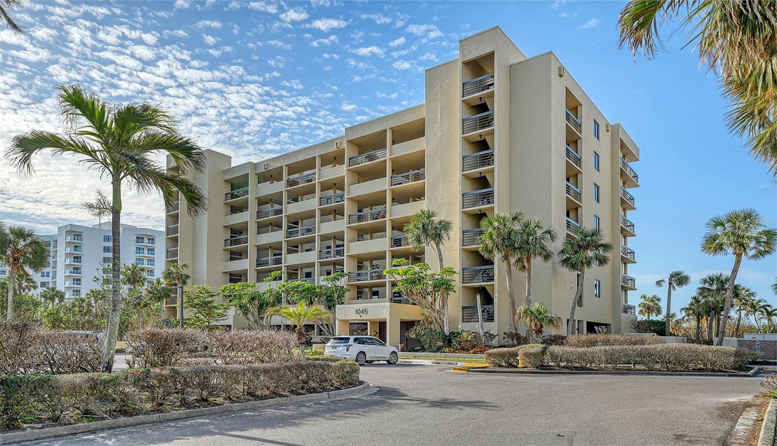 1045 GULF OF MEXICO DR #301, LONGBOAT KEY, FL, 34228