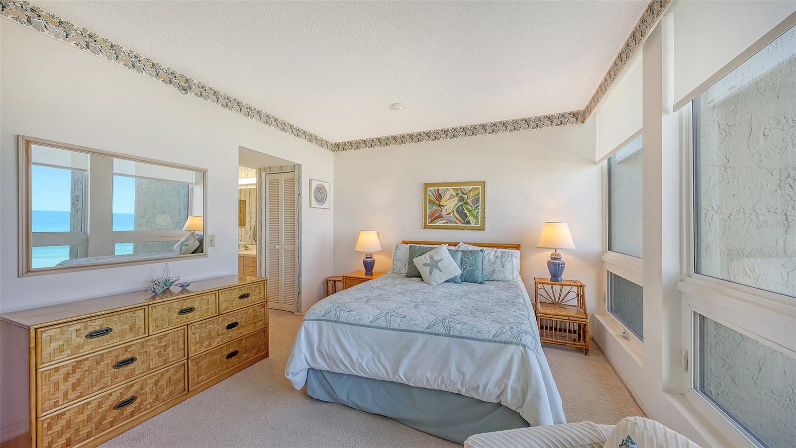 1045 GULF OF MEXICO DR #301, LONGBOAT KEY, FL, 34228