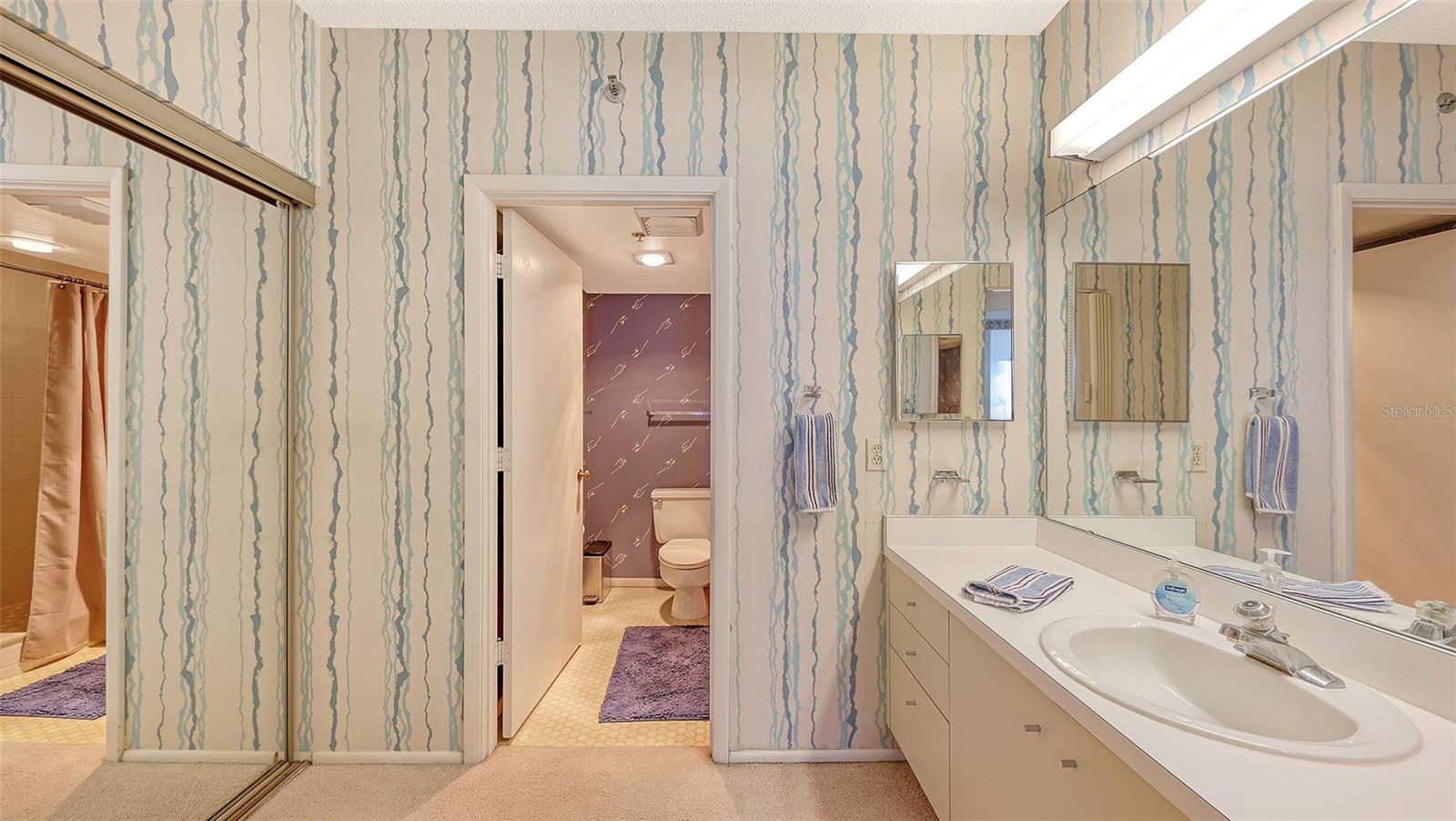 1045 GULF OF MEXICO DR #301, LONGBOAT KEY, FL, 34228
