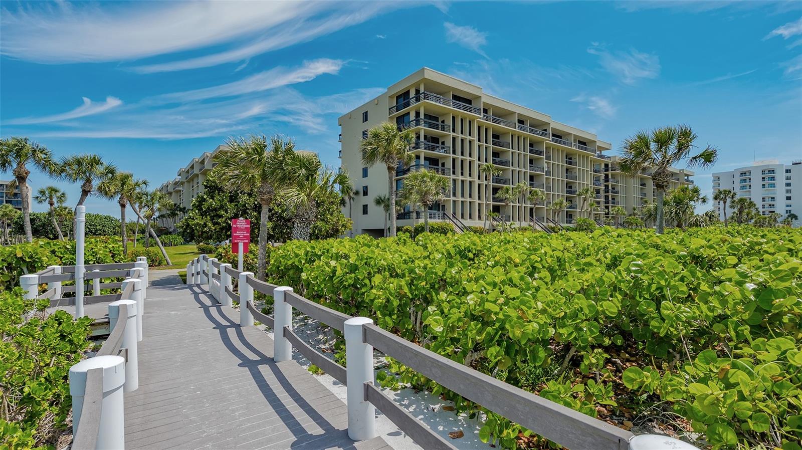 1045 GULF OF MEXICO DR #301, LONGBOAT KEY, FL, 34228