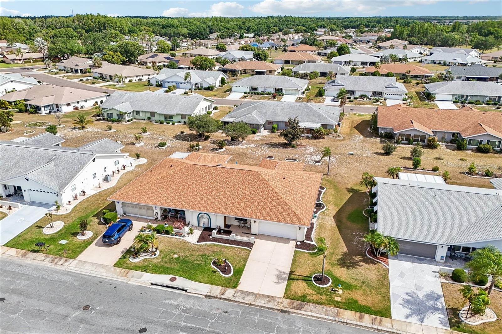 1607 CLOISTER DR, SUN CITY CENTER, FL, 33573