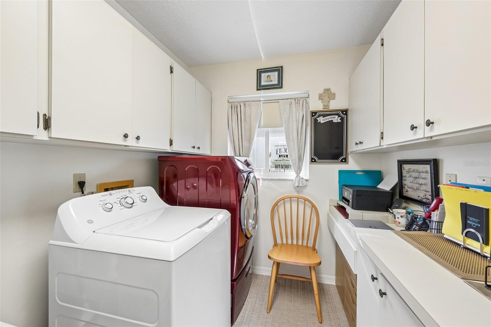 1607 CLOISTER DR, SUN CITY CENTER, FL, 33573