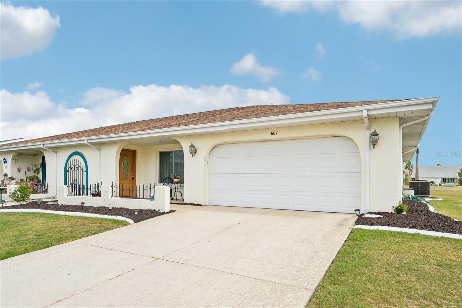 1607 CLOISTER DR, SUN CITY CENTER, FL, 33573